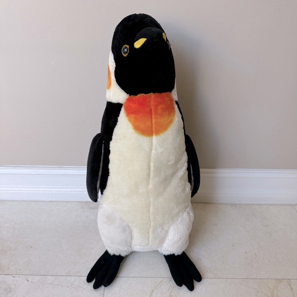 Melissa & Doug Giant Pinguin plush - Picture 4 of 14